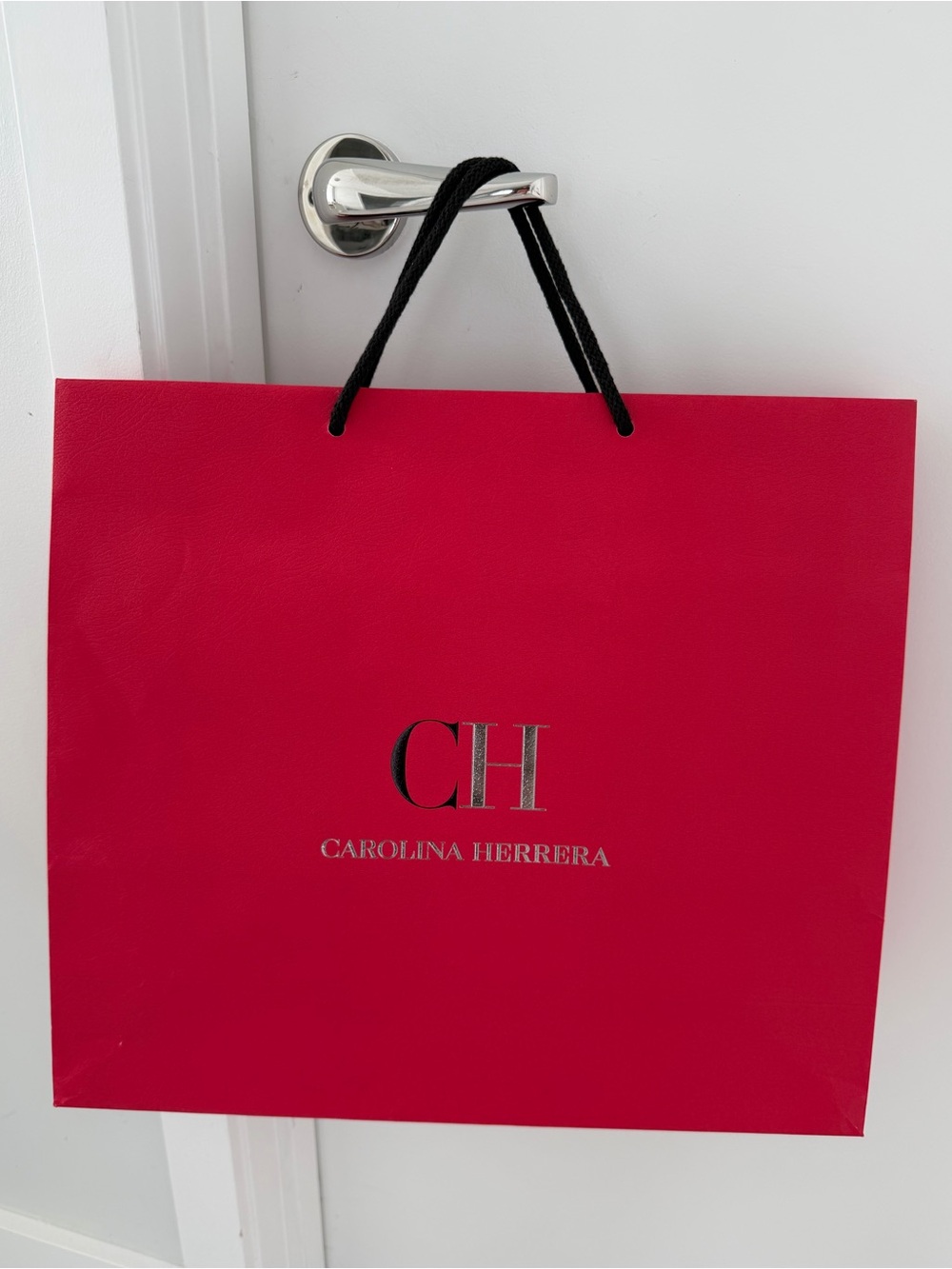 Carolina Herrera Classic Shopping Bag